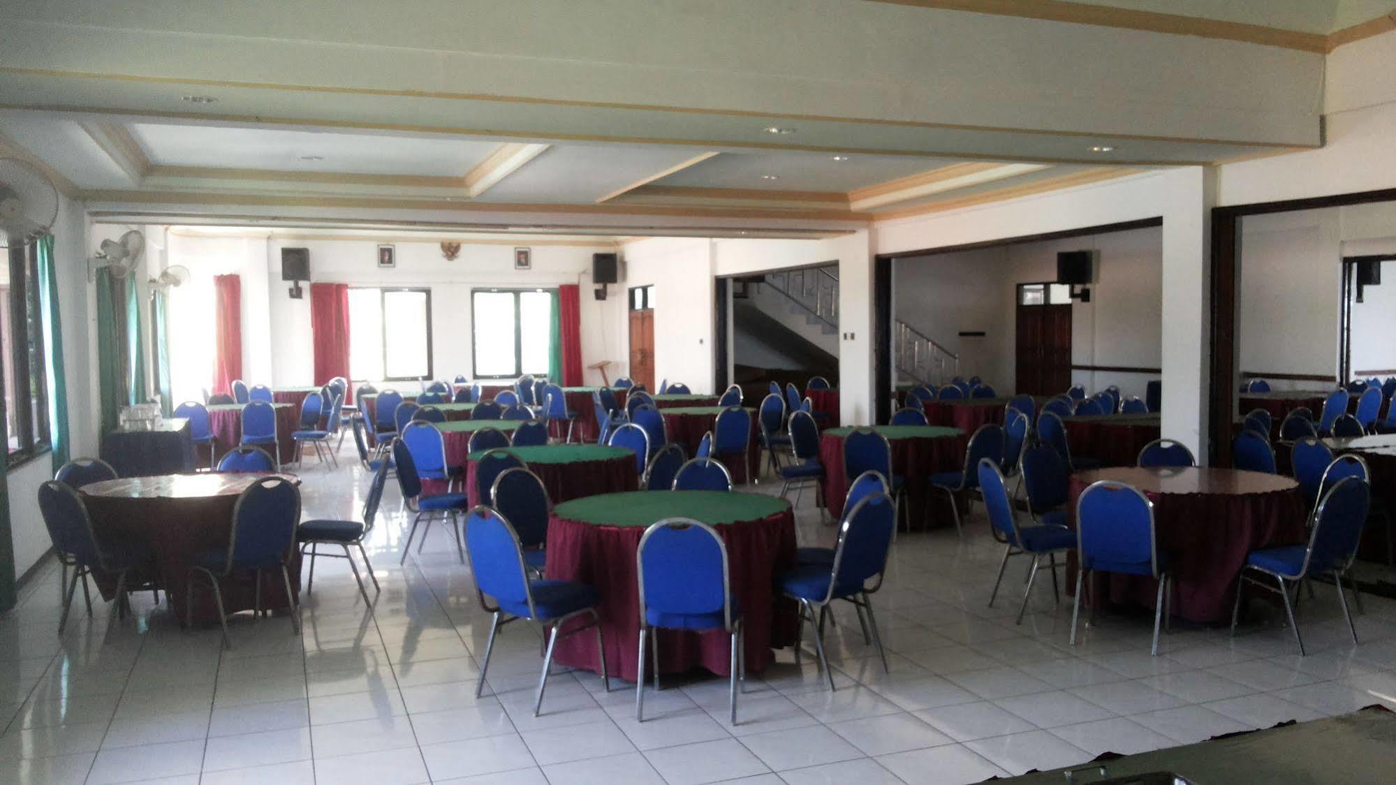 Hotel Surya Indah Batu Malang 외부 사진
